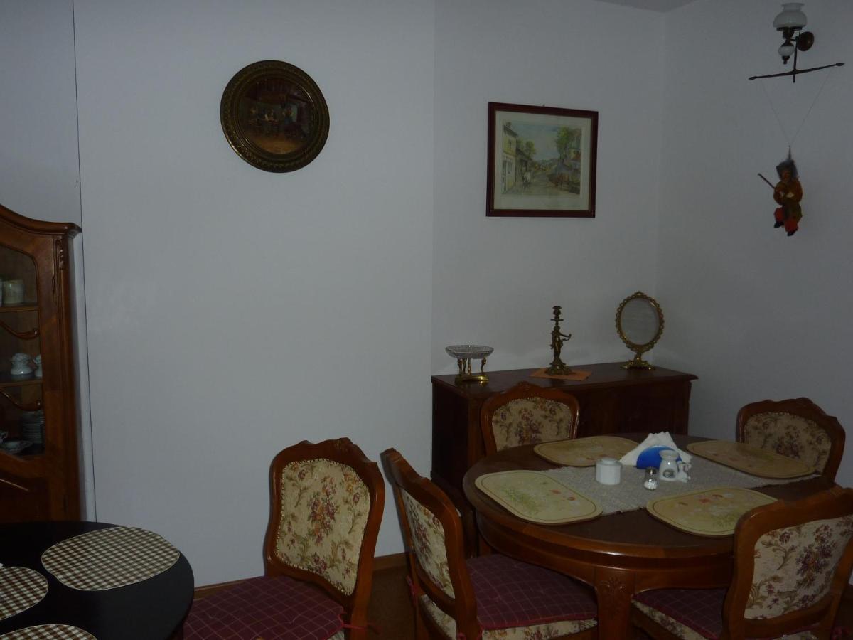 Hotelik Na Zdrowiu Лодзь Экстерьер фото