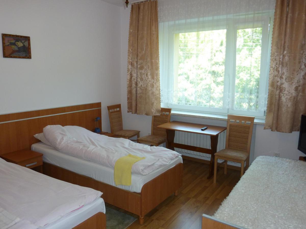 Hotelik Na Zdrowiu Лодзь Номер фото