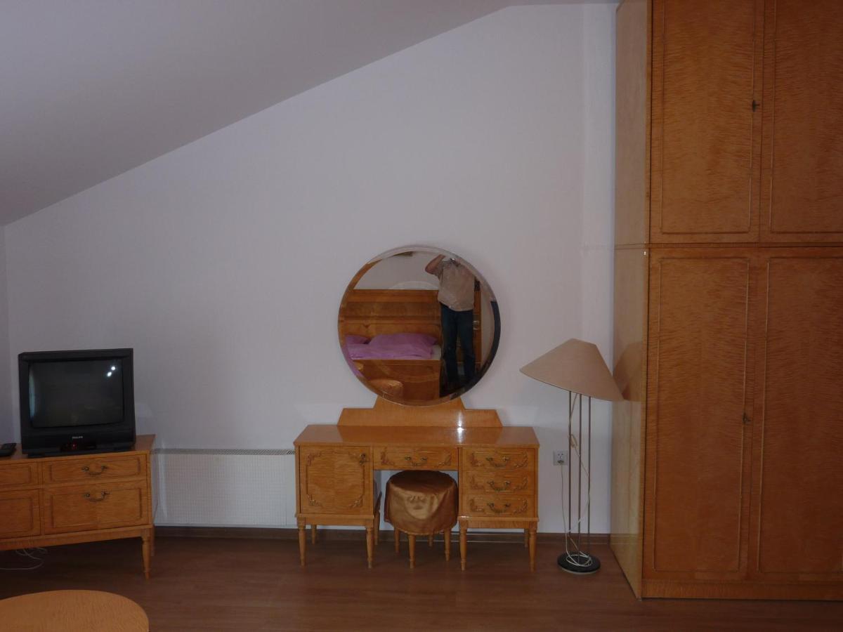 Hotelik Na Zdrowiu Лодзь Номер фото